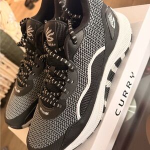 Under Armour Curry Men's Black and Gray Low-Top Sneakers